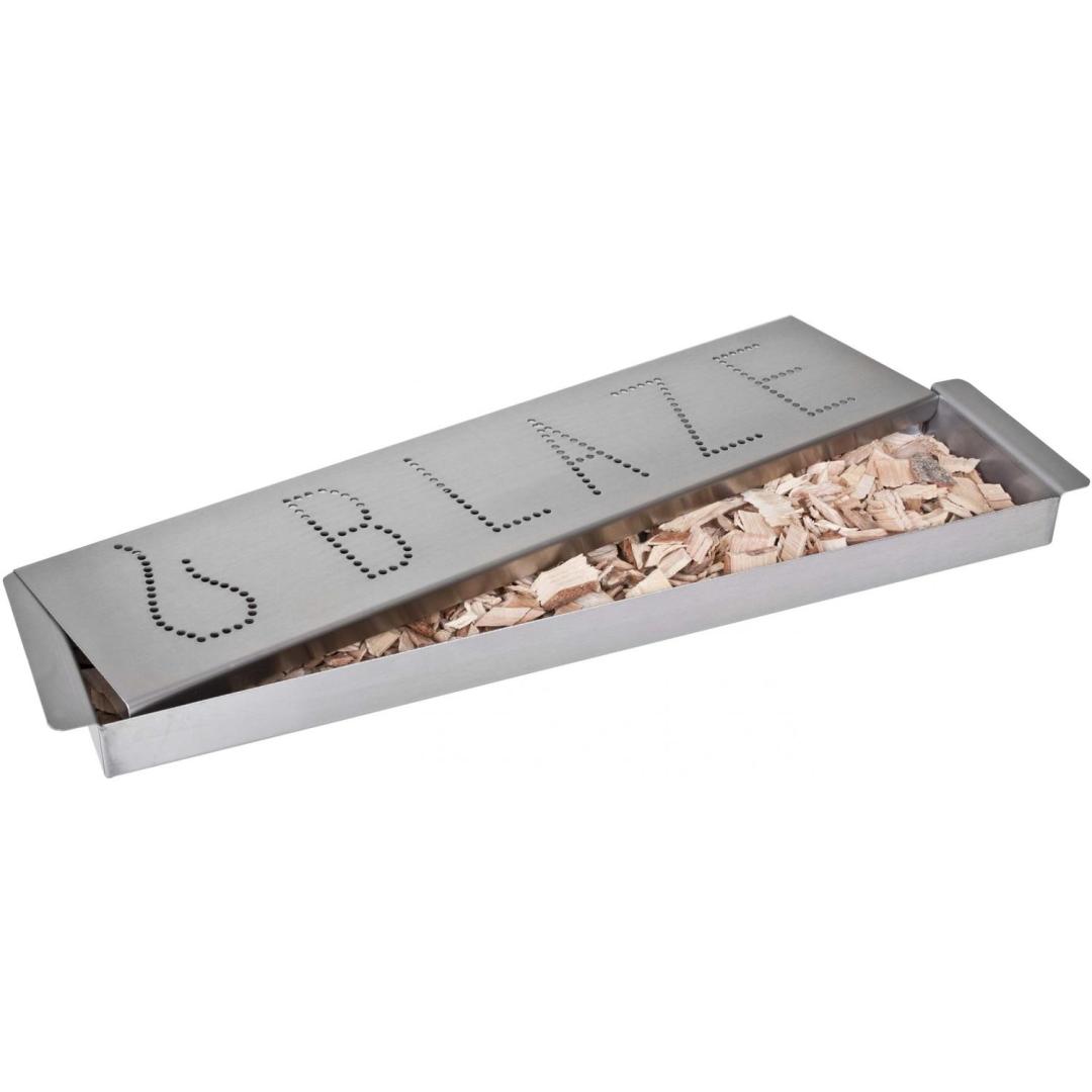 Smoker box with wood chips