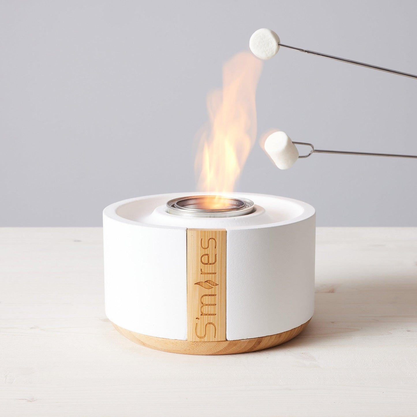 white smores maker